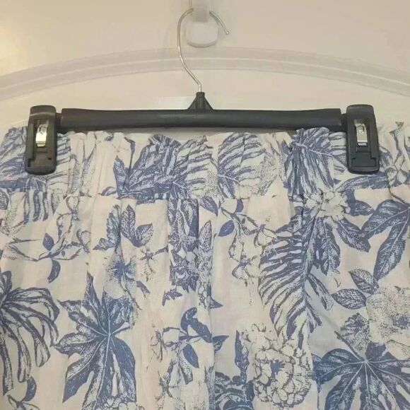 Panama Jack Women's White & Navy Linen/Lyocell Pull Up Shorts w Elastic Waist & - Picture 7 of 12